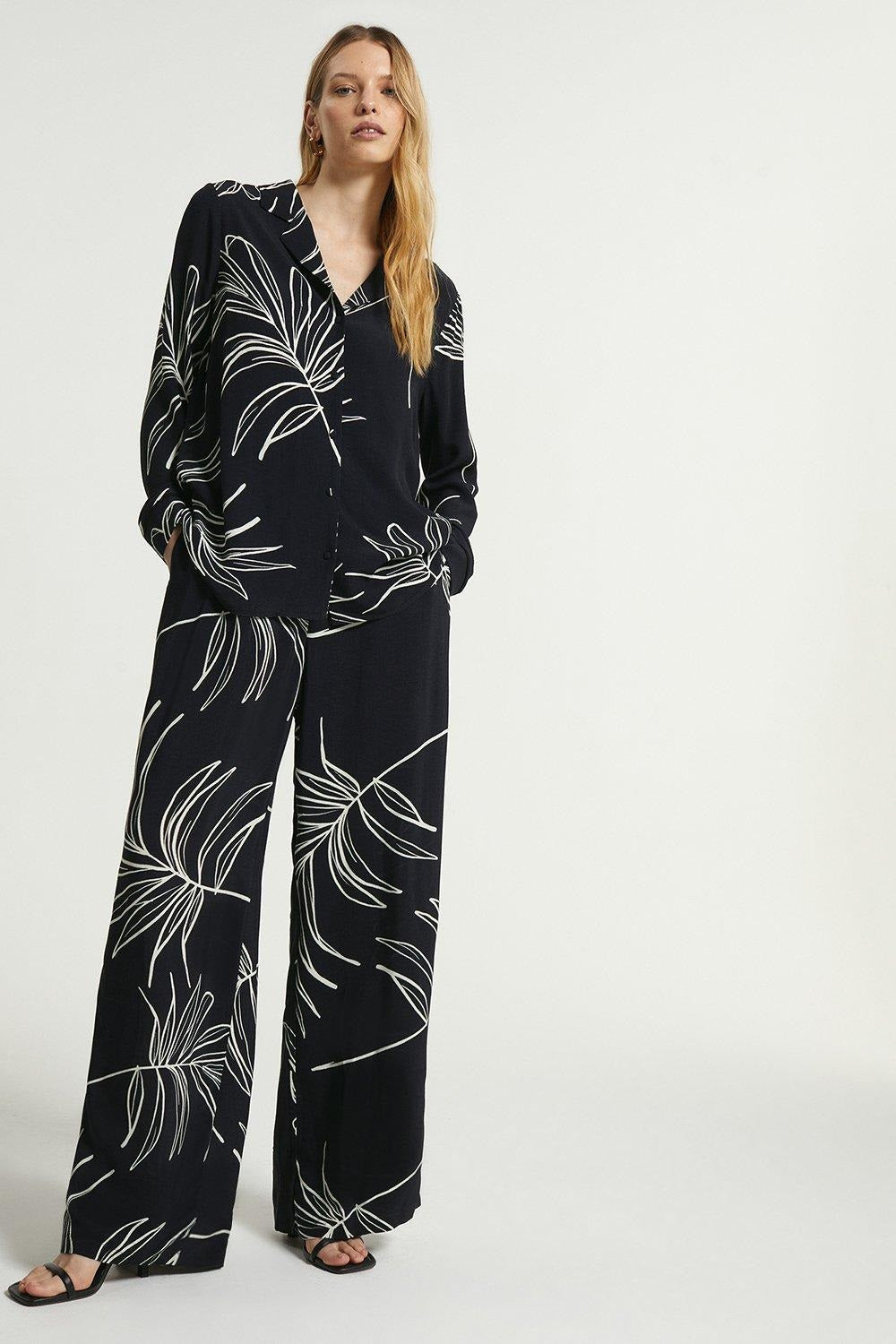 Women’s Floral Print Black Co-Ord Set – Stylish Shirt & Pant Set for Women