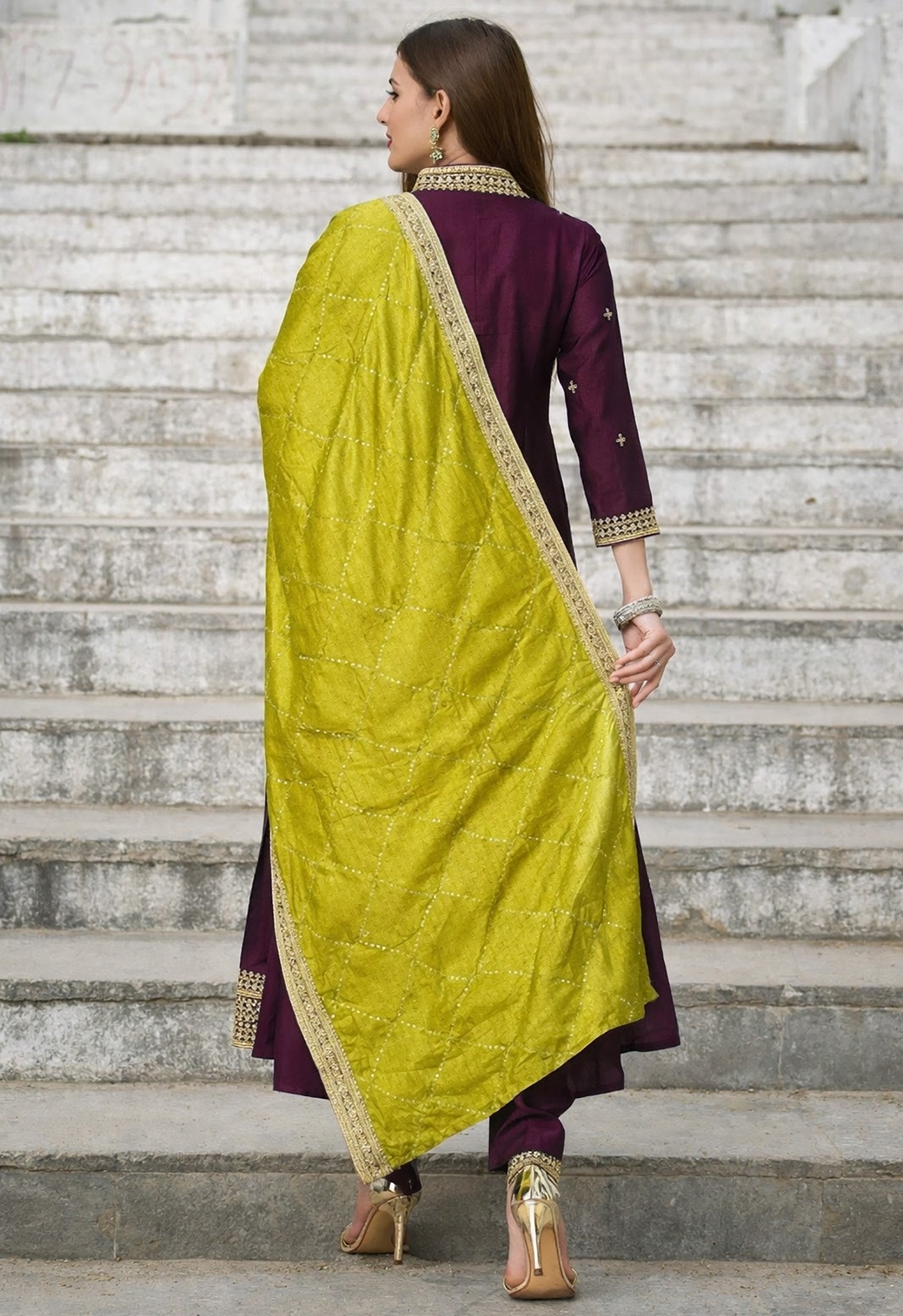 Women Ethnic Motifs Embroidered Regular Thread Work Kurta with Trousers & With Dupatta