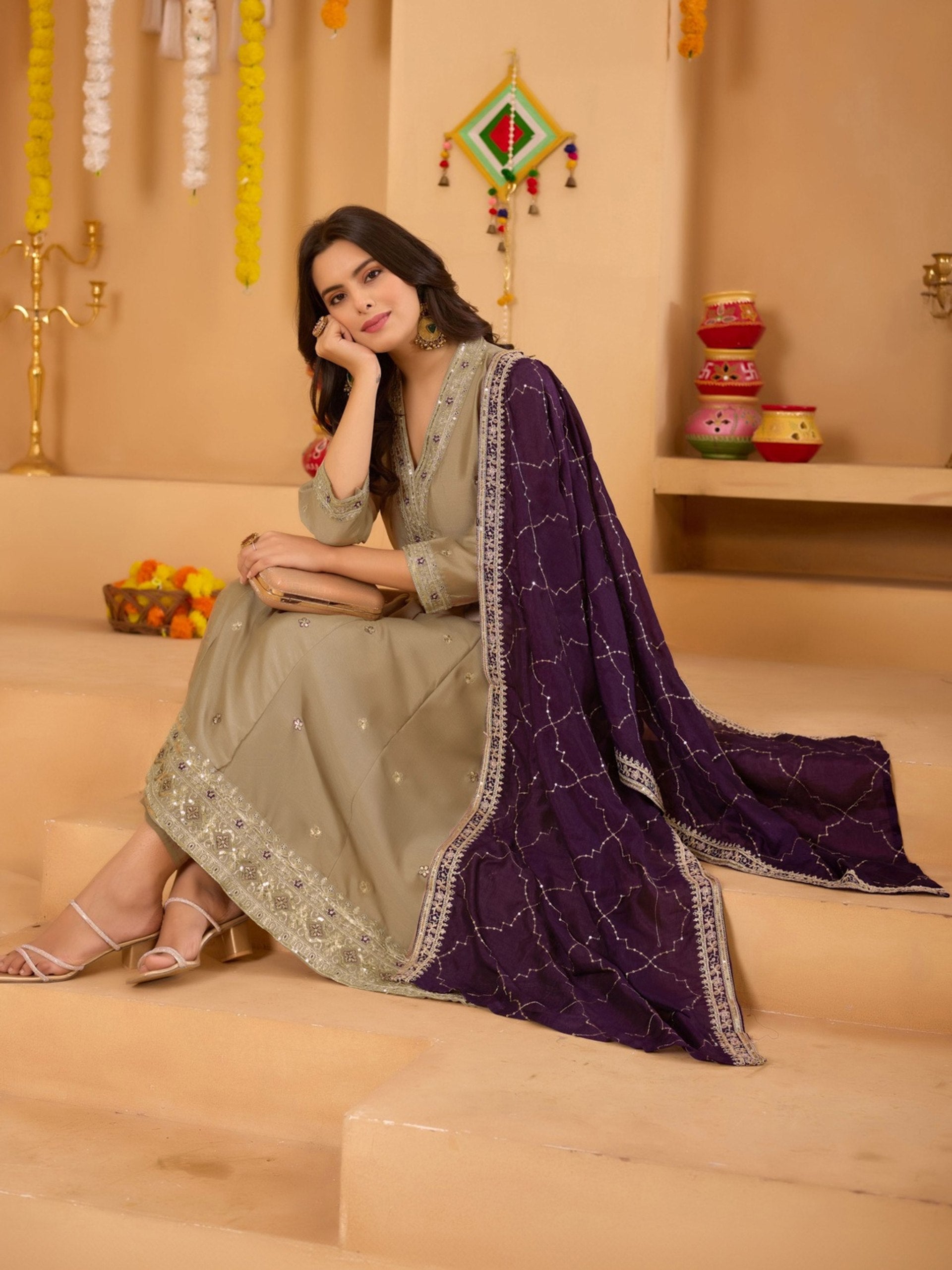 Women Ethnic Motifs Embroidered Regular Thread Work Kurta with Trousers & With Dupatta