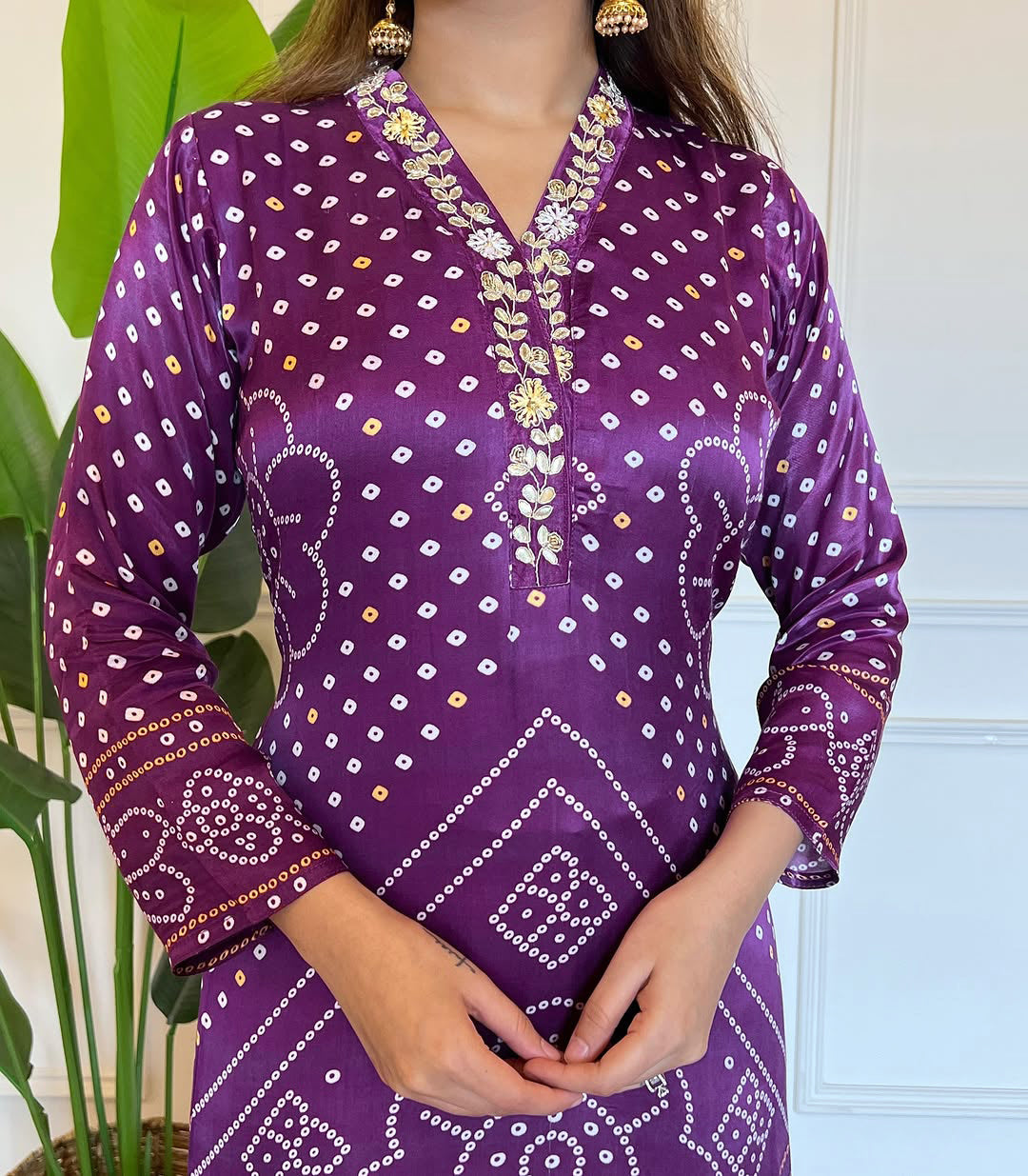 Women's Lagadi Patta bandhani Print Kurta with Cotton Pant  Printed with Four Side Lace Border Dupatta