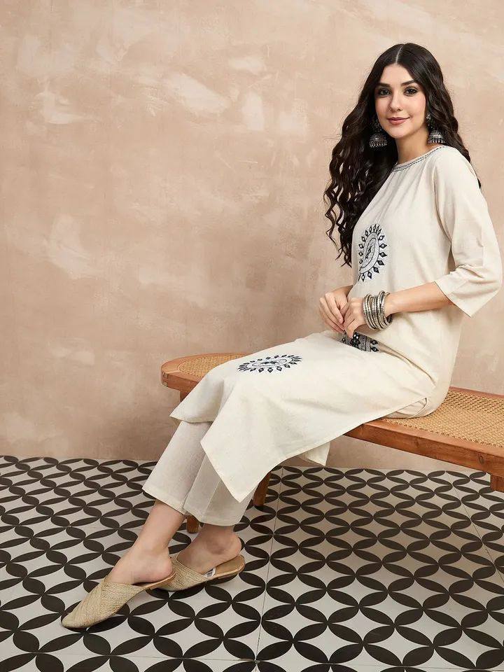Women's Off-White Cotton Flex Embroidered Kurta Set