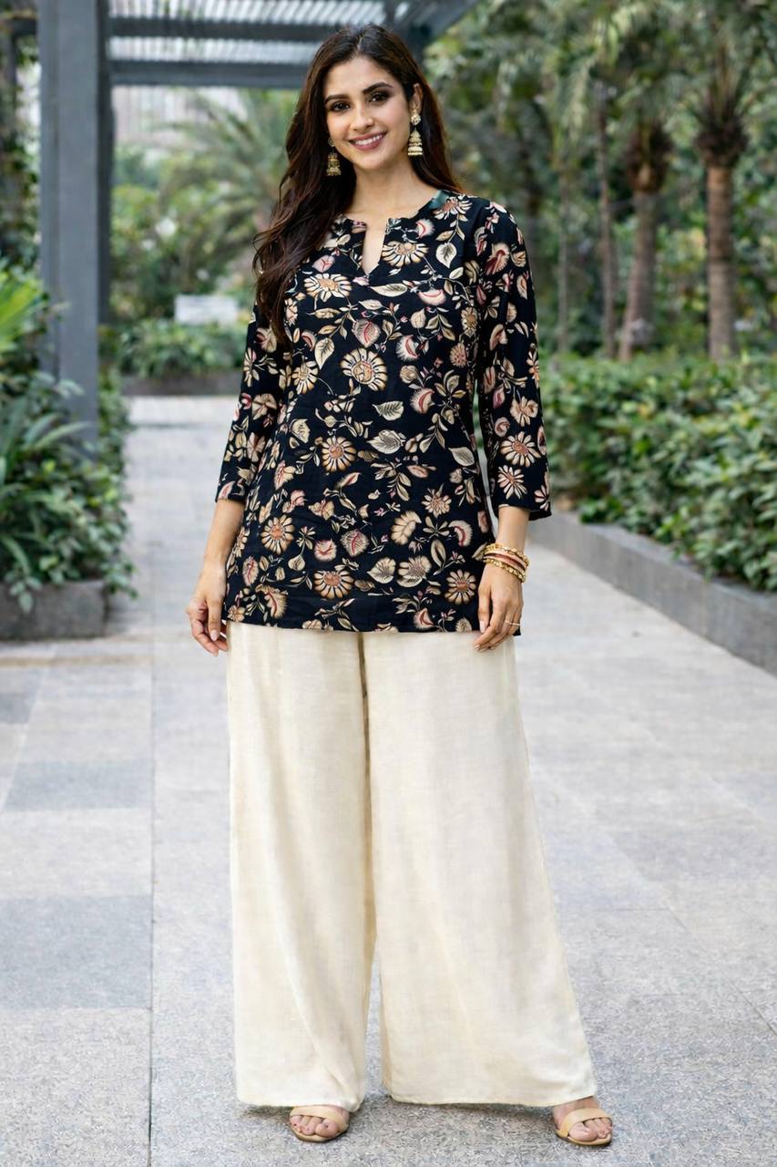 Midnight Bloom Black Tunic Set